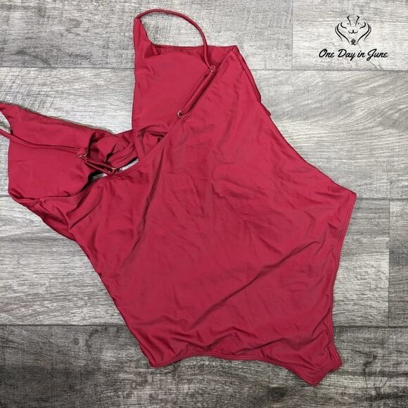 B2prity Tie Wrap Cutout One Piece Swimsuit Size XL - Picture 3 of 3